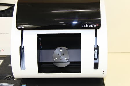 3Shape D500 Dental Lab CAD Scanner_ Computer